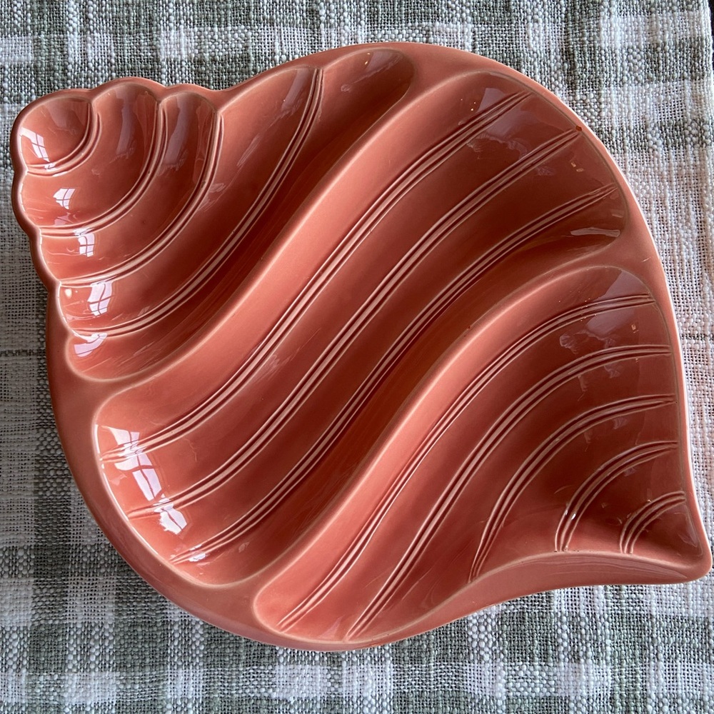 Coral Shell Divided Platter/Dish (VGUC)